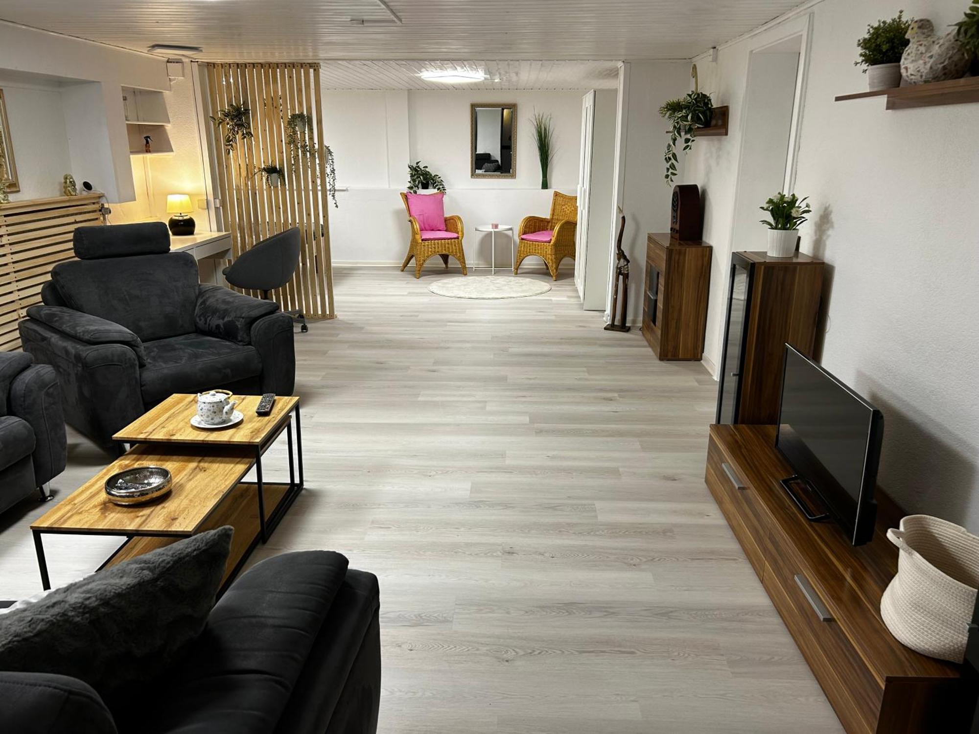 Guidos Place Souterrain Apartment Weissenthurm Kültér fotó